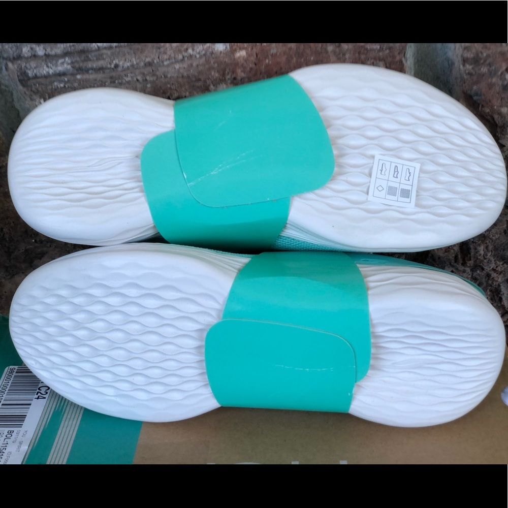 Skechers 4 YOU Spirit Casual Walking Sneakers - Picture 5 of 11
